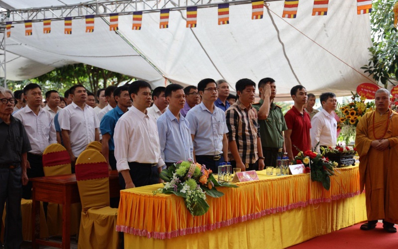 Bac Giang Le cong bo Quyet dinh bo nhiem tru tri chua Na Luong 24