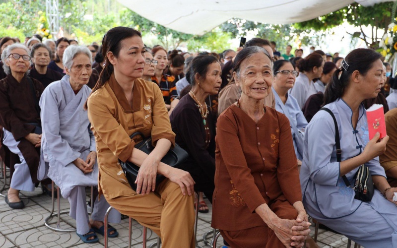 Bac Giang Le cong bo Quyet dinh bo nhiem tru tri chua Na Luong 38