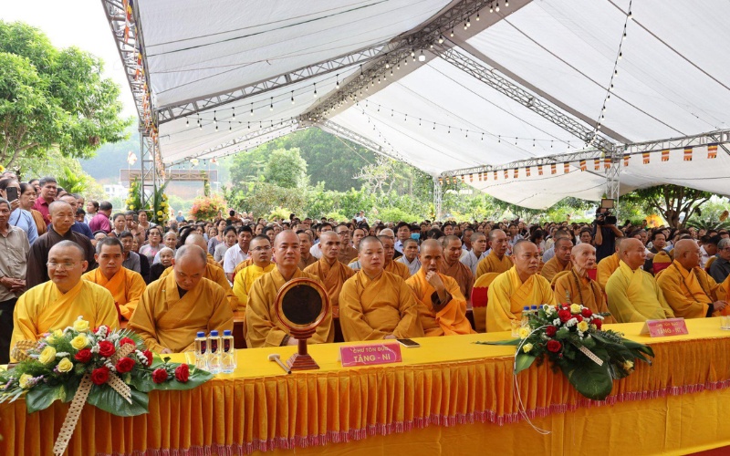 Bac Giang Le cong bo Quyet dinh bo nhiem tru tri chua Na Luong 4