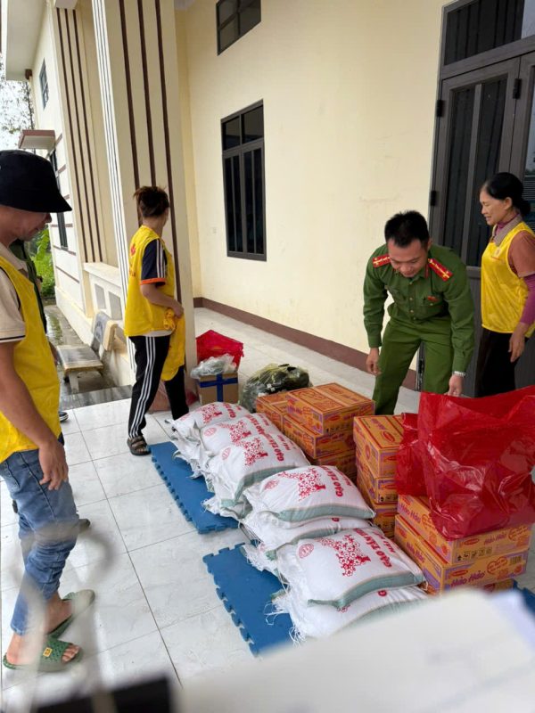 Lời cảm ơn chuyến thiện nguyện hướng về bà con vùng lũ Bắc Giang z7174047988496 d6532e6923b4af03cfe904d816fce1be