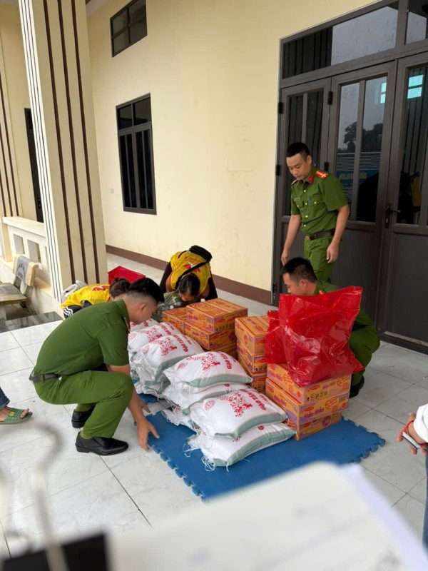 Lời cảm ơn chuyến thiện nguyện hướng về bà con vùng lũ Bắc Giang z7174048014517 c5a3c2cdbd4e7b6982dbbae366e81e40