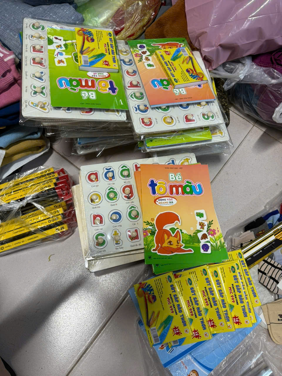 Phật tử phát tâm ủng hộ chương trình để ngày mai CLBTTNPT z7321993040710 54af5b9b70439daf428a211f3f545a0b