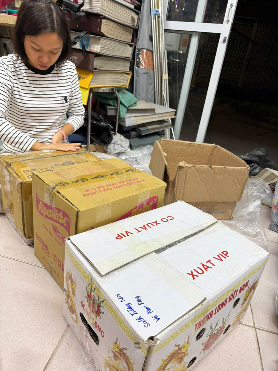 Phật tử phát tâm ủng hộ chương trình để ngày mai CLBTTNPT z7321993058738 ee86843367cf75374ef7f04fcdf98aac