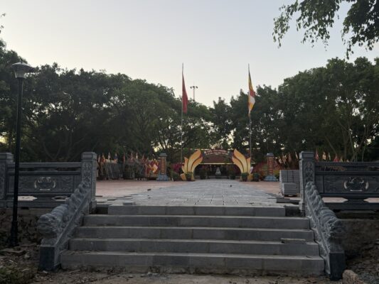 Sự Dung Hợp Tam Giáo Đồng Nguyên Trong Văn Học Thời Lý – Trần: Từ Chân Nhân Diệu Thể Đến Vạn Vật Đồng Nhất Thể