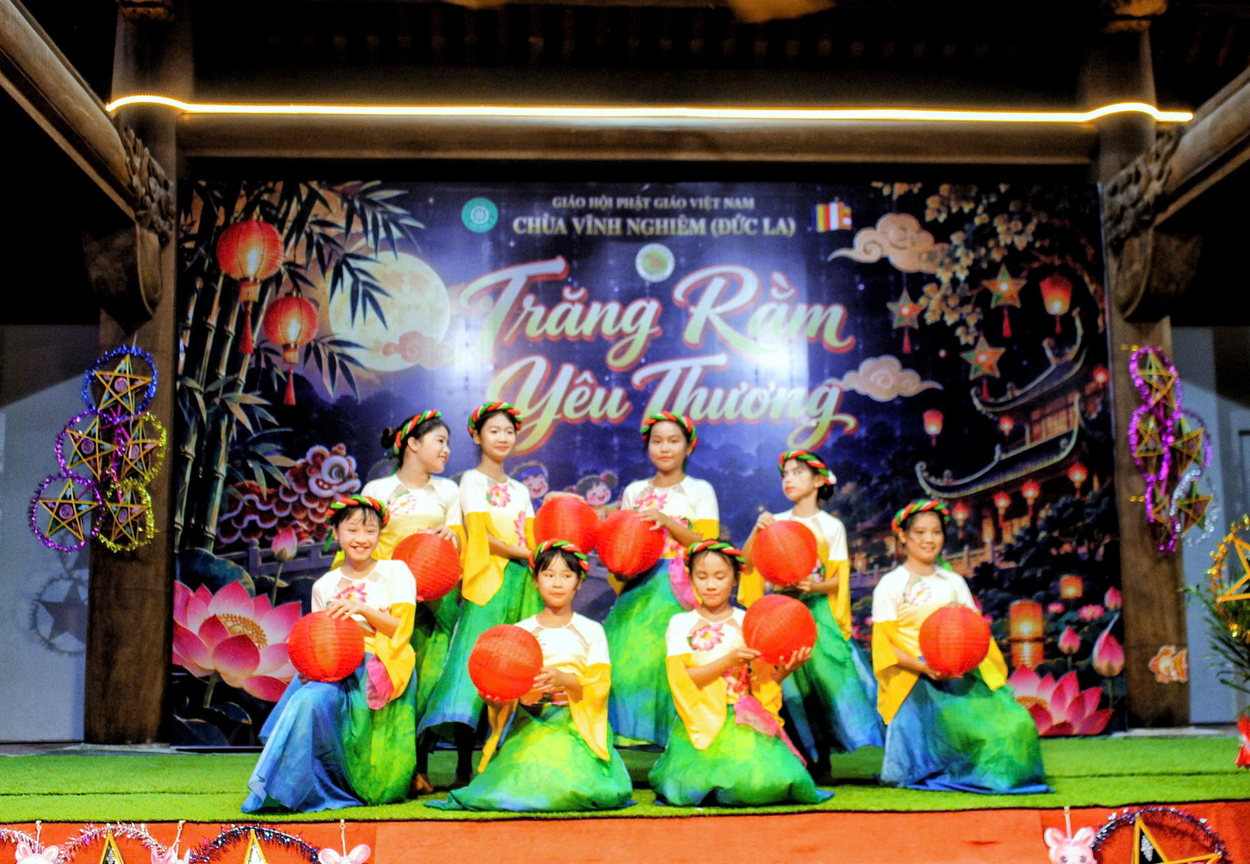 Đêm Rằm Yêu Thương