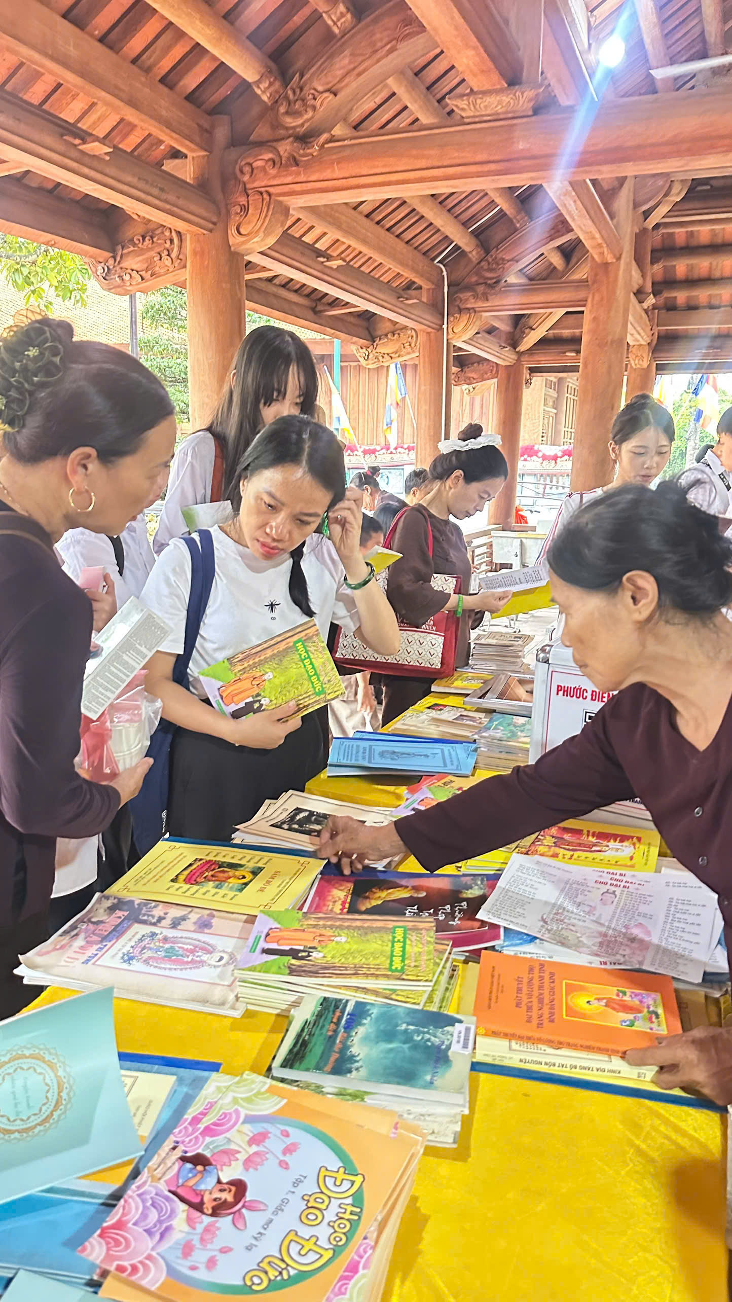 Khóa tu Một Ngày An Lạc