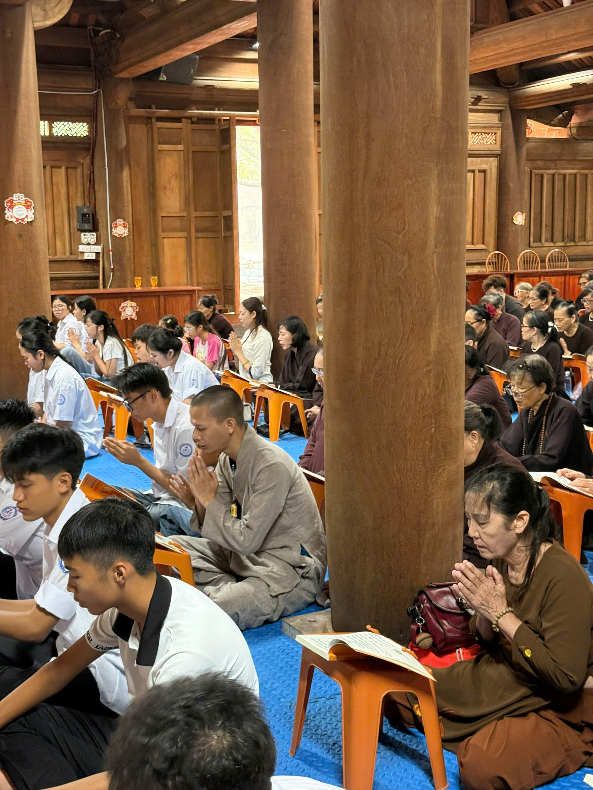 Khóa tu Một Ngày An Lạc